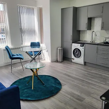 1 Bed Flat, Airport Pick, Drop Available Fibre Broadband, New, Washer Dryer, 10 Mins From City Centre Dartford Exterior photo
