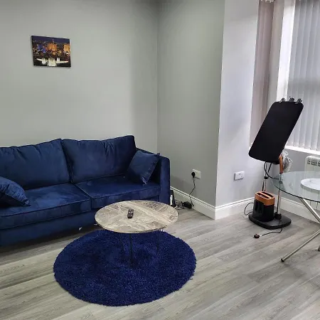 1 Bed Flat, Airport Pick, Drop Available Fibre Broadband, New, Washer Dryer, 10 Mins From City Centre Dartford Exterior photo
